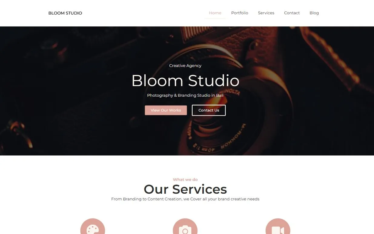 Bloom Studio homepage with a camera hero image and service icons